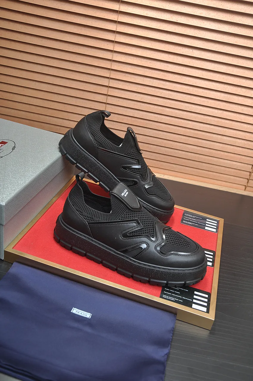 Men's shoes 💰620💶【PRADA】Top original, new season, high quality original goods, top imported calfskin with original imported glue, imported cowhide inside with original cowhide feet, original outsole! Quality guaranteed! Code 38-45 (45 customized)